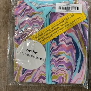 Little Sleepies pink marble zippy